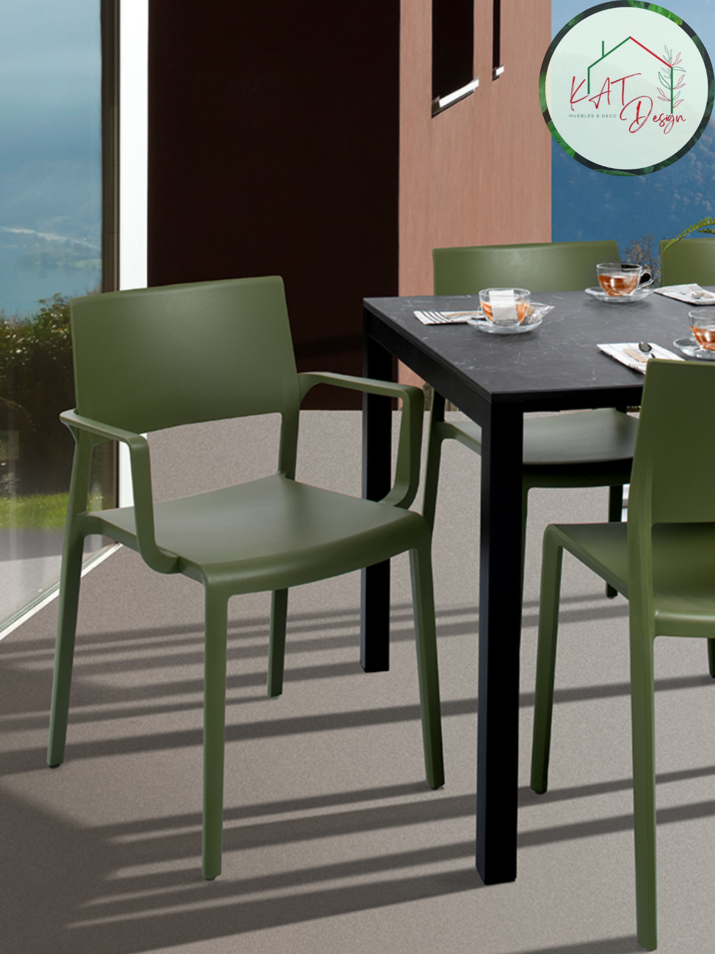 Silla Lilibet